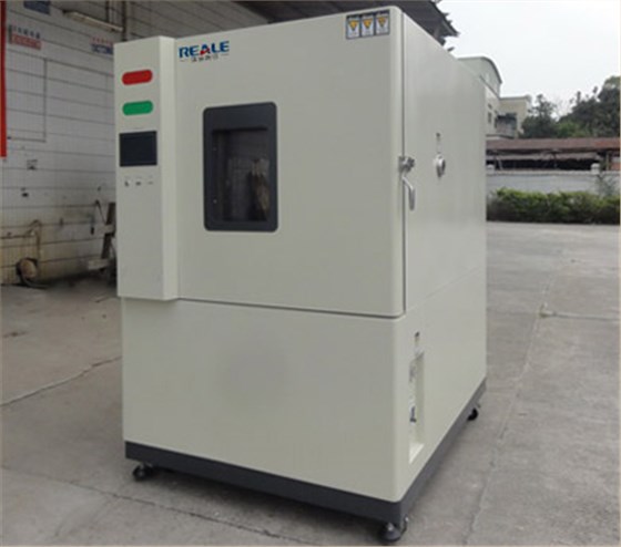 高低溫試驗箱