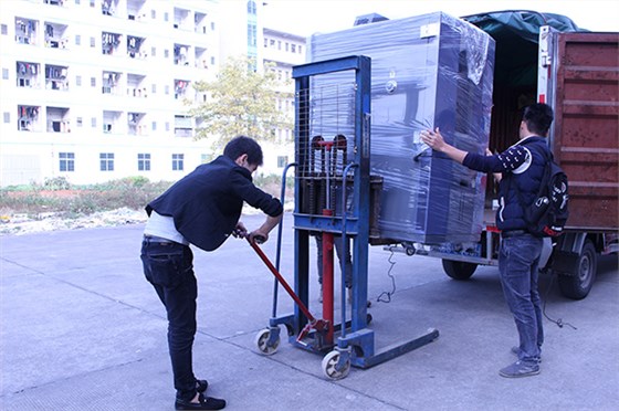 環瑞恒溫恒濕箱