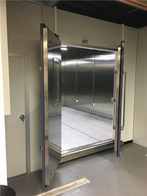 環瑞測試生產步入式老化房