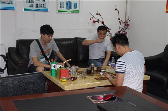 我們經理接待客戶