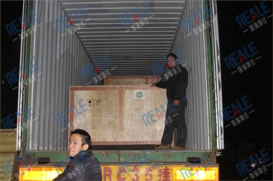 試驗箱裝車現場實拍