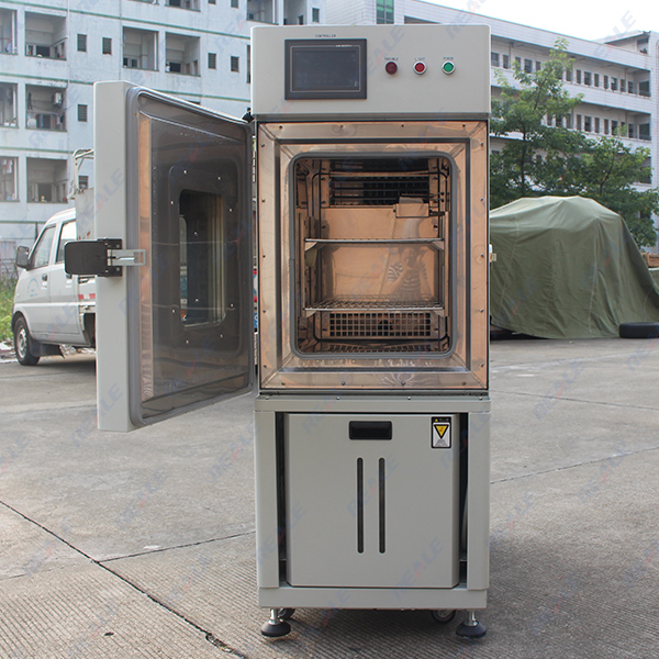 高低溫濕熱試驗(yàn)箱 高低溫濕熱試驗(yàn)箱