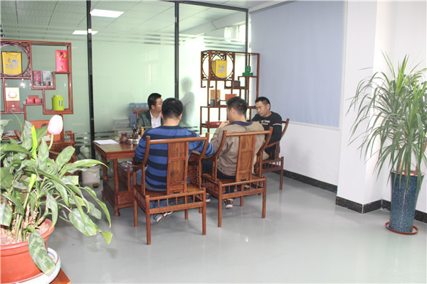 經理接待康佳電子客戶