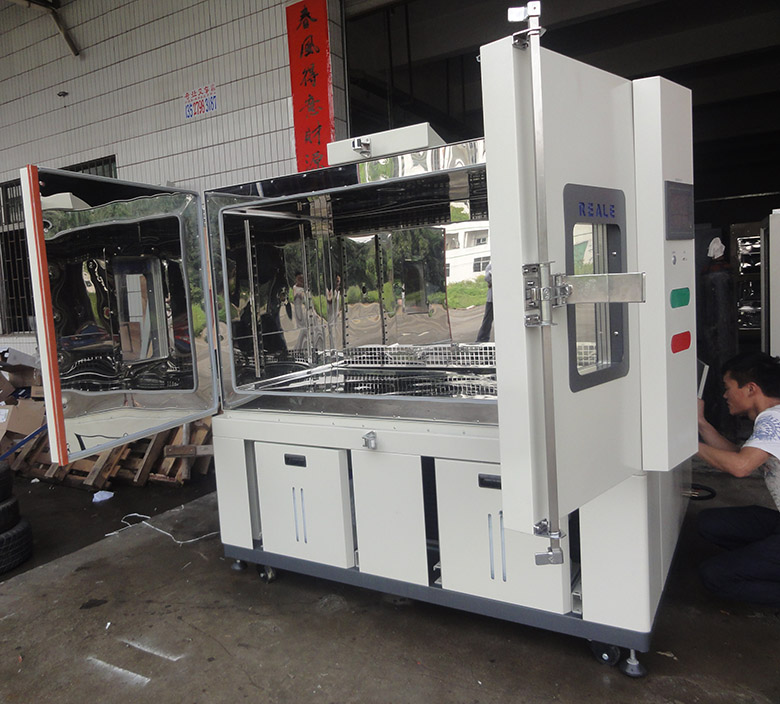 非標恒溫恒濕試驗機